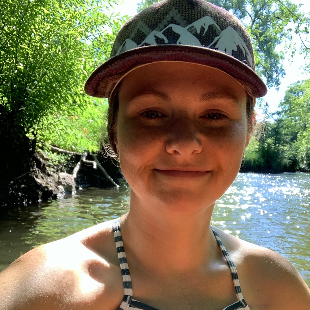 Meet your Posher, Caroline